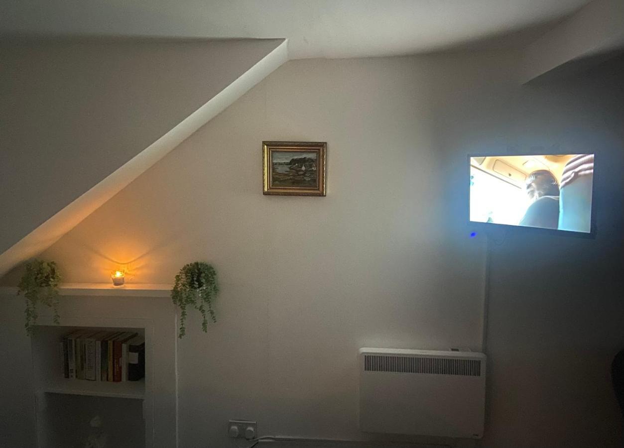 Studio Flat Apartment Largs Exterior photo